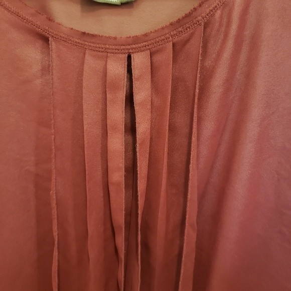 Sheer, blouse, quarter sleeve, garnet - Picture 7 of 10